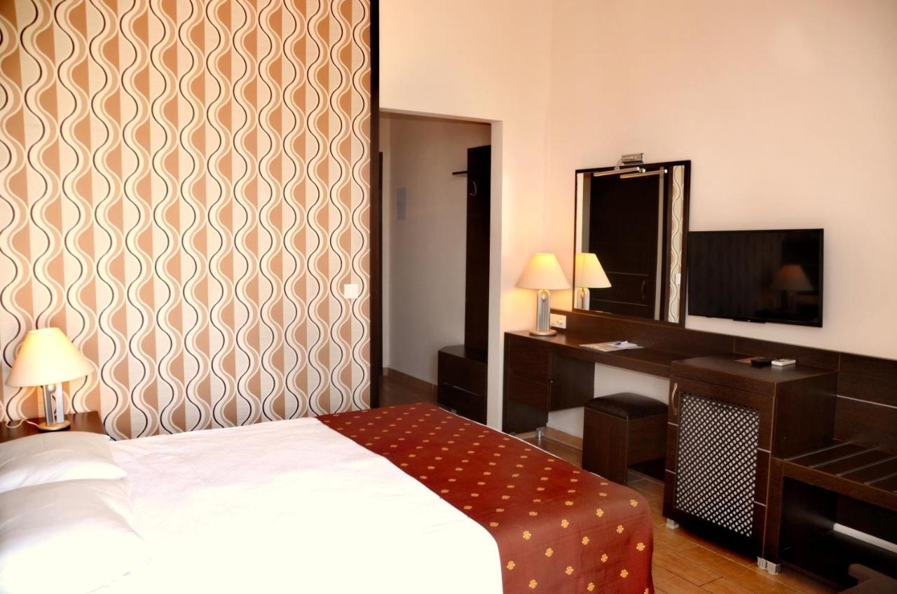 Boulevard Otel Алания Экстерьер фото