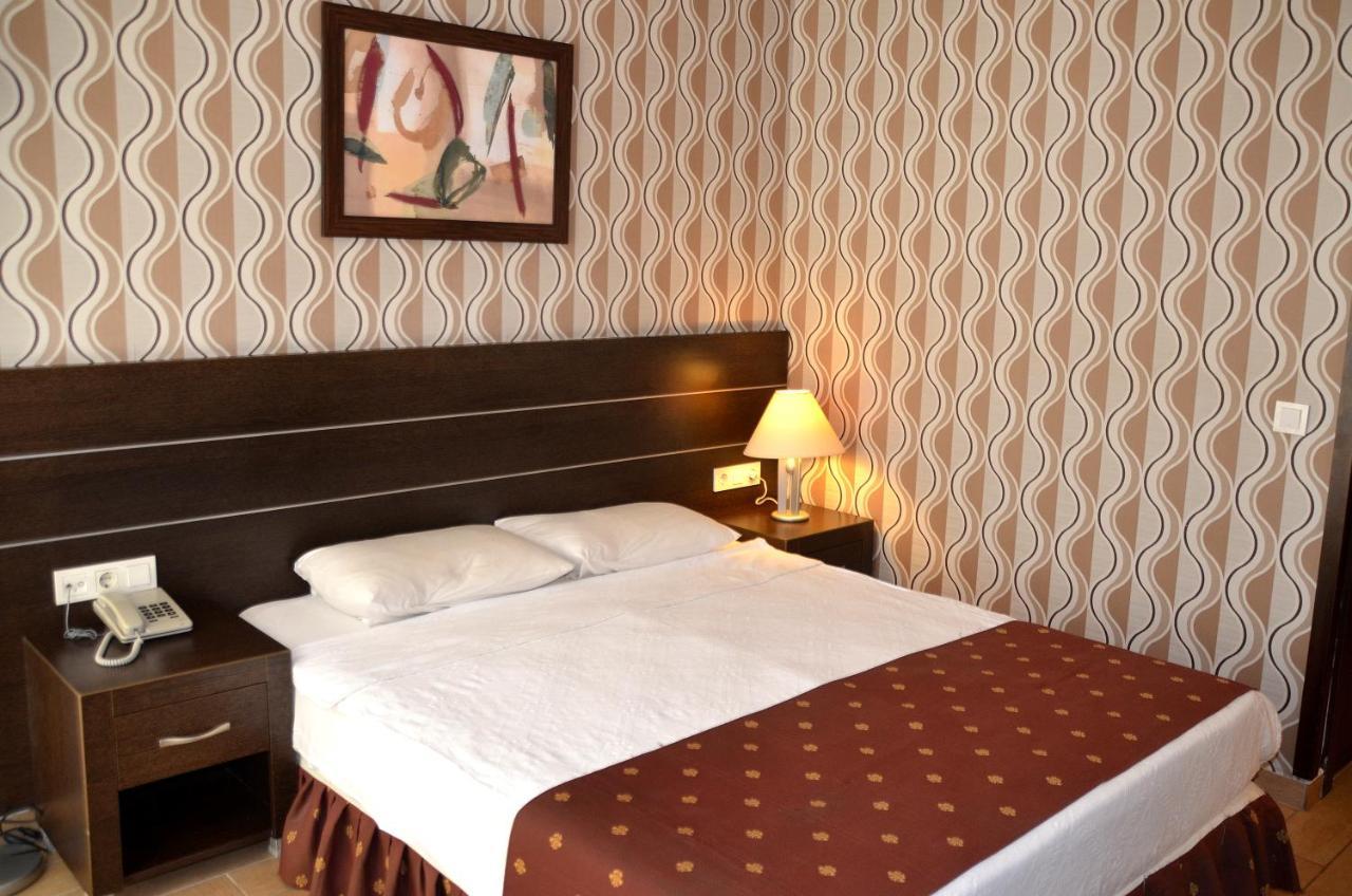 Boulevard Otel Алания Экстерьер фото